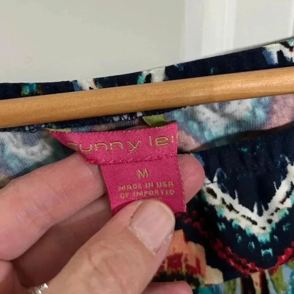 Sunny Leigh boho pull on knee length skirt. Size Medium. Add a tank or t… - Picture 2 of 3